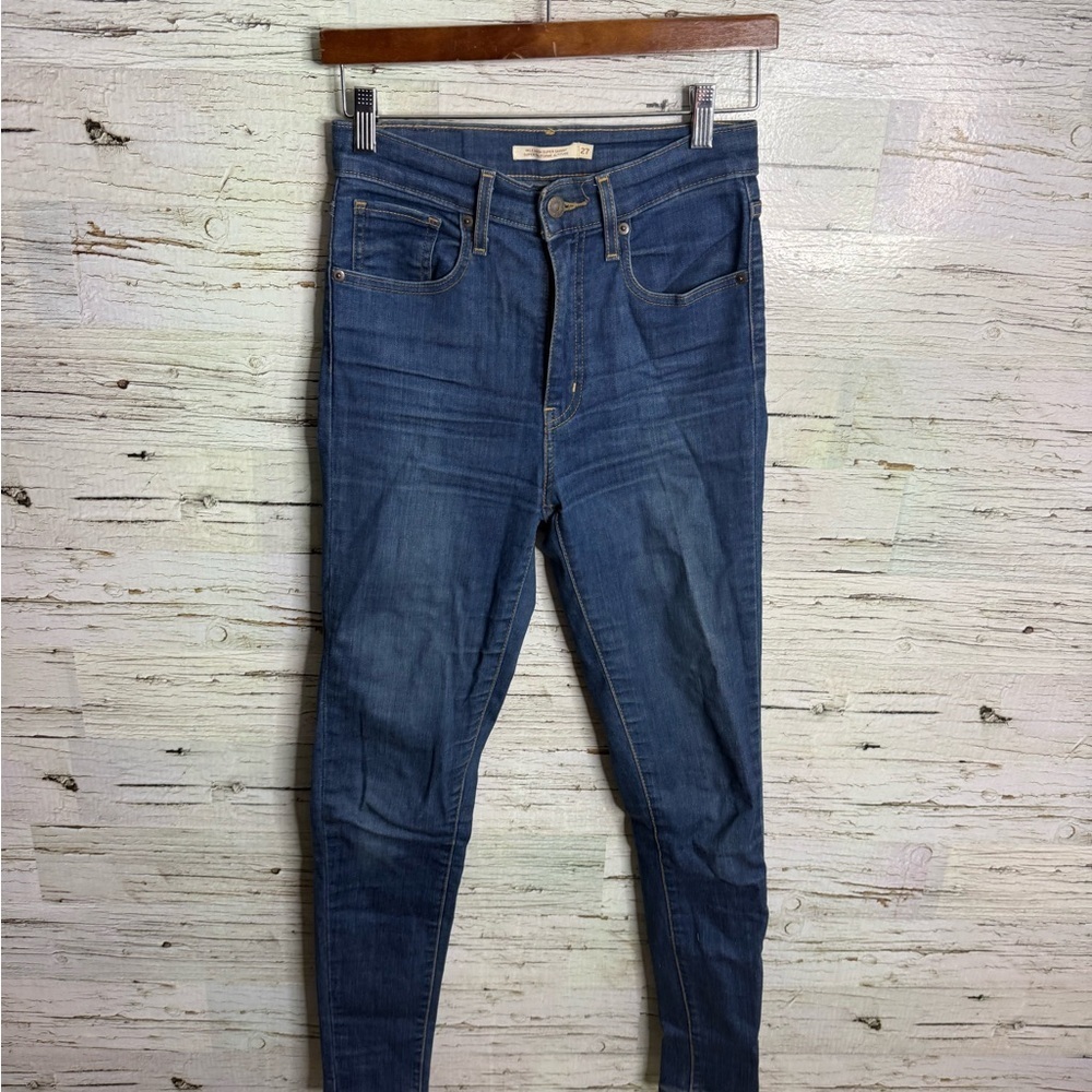 Levi's Women's Dark Blue Skinny Jeans mile high super skinny size 27